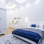 Main Square Apart-hotel 4*
