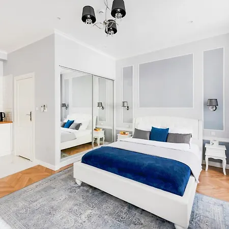 Main Square Hotel apartamentowy 4*