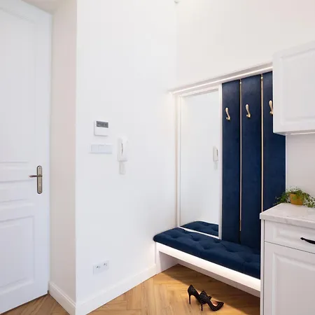 Main Square Apart Otel 3*