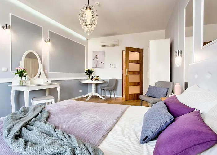 Main Square Apartmanhotel