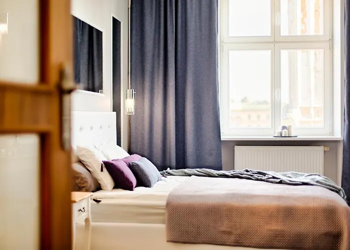 アパートホテル Main Square 4*