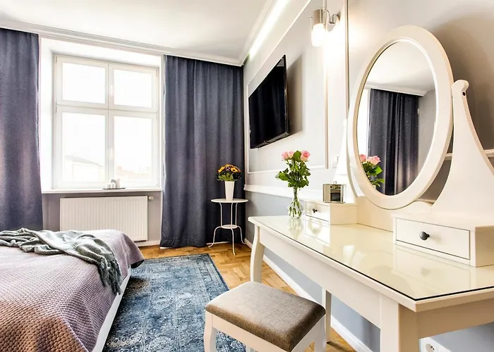 アパートホテル Main Square 4*