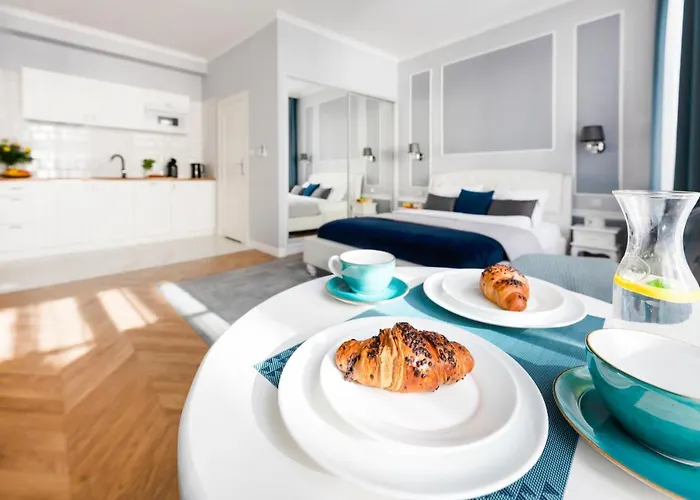 Main Square Aparthotel 4*