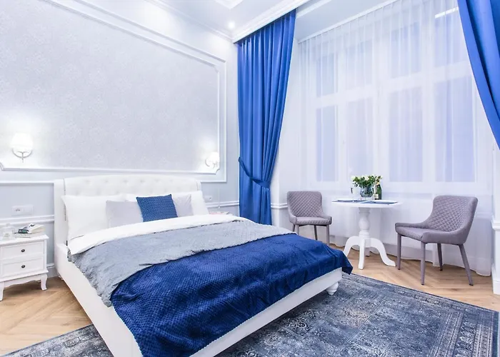 Aparthotel Main Square 4*