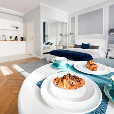 Main Square Apartmanhotel 4*